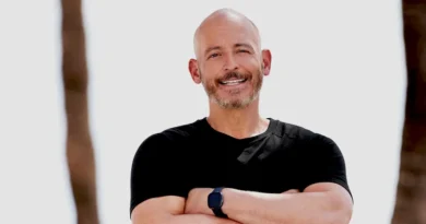 A 51-year-old personal trainer shares his 20-minute workout to build an maintain muscle
