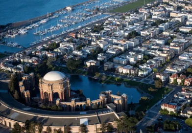 A photo of a community meeting has sparked a generational fight over San Francisco real estate