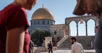 Arab and Muslim countries condemn Israeli storming of Al-Aqsa Mosque