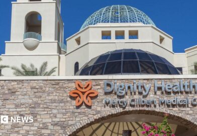 An exterior view of Mercy Gilbert Medical Center in Gilbert, Arizona