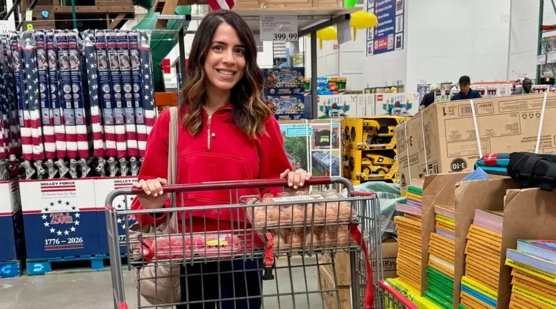 As a registered dietitian and executive member, I always stock up on these 7 Costco items for budget-friendly meals