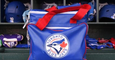 Blue Jays’ Former All-Star Joins AL West Shortly After Dodgers Stint