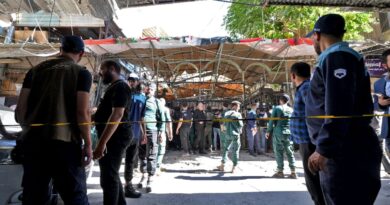 Bomb blast at Damascus cafe kills six, authorities say