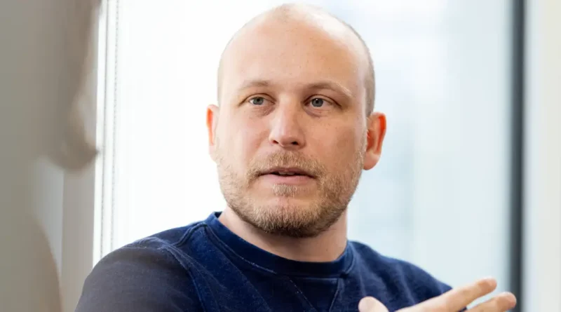 Claude Code's creator has a better way to measure AI success than token burn