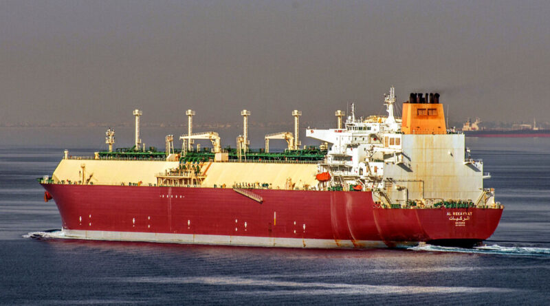 Explainer-What are the risks of an LNG tanker explosion?