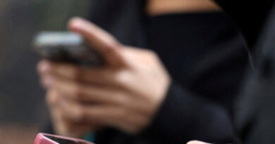 France Joins a Global Move Toward Restricting Social Media for Children