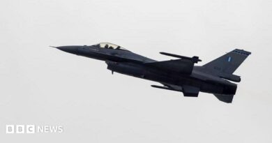  A Hellenic Air Force F-16 fighter jet flying