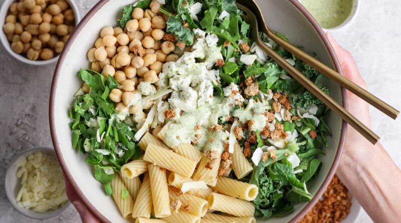 Green Goddess Pasta Salad (Only 6 Ingredients!)