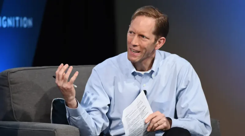 Henry Blodget says AI may write great novels someday. He still wanted to write this one himself.