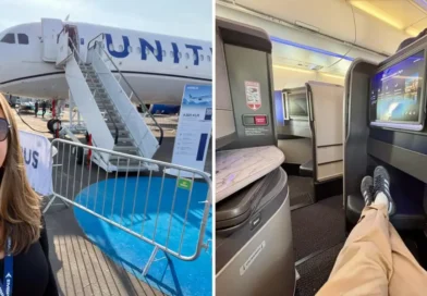 I toured United's new ultra-premium Airbus A321XLR with business-class doors and a snack bar. See inside.