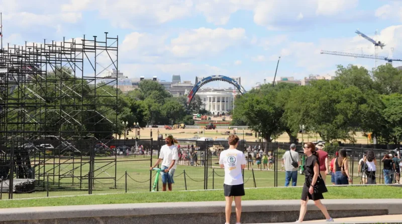 I visited Washington, DC, for the first time. The capital felt like one big construction site.