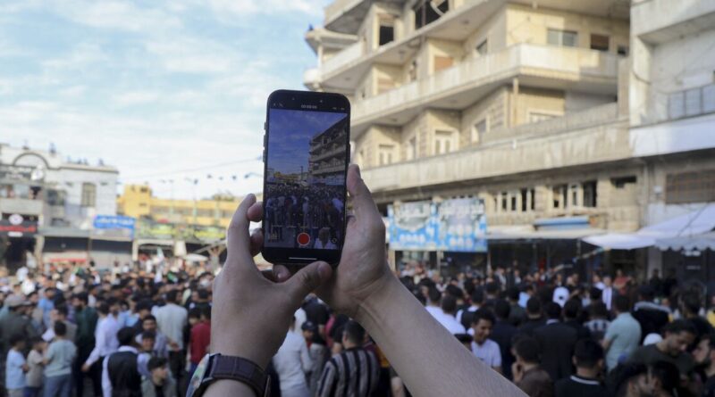 Kuwait's Zain eyes $1.5B mobile network in postwar Syria: What to know