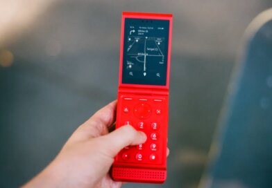 Light made a flip phone. It's colorful and it's cheap. | TechCrunch Light made a flip phone. It's colorful and it's cheap. | TechCrunch