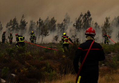 Live Updates: Extreme Heat and Strong Winds Fuel Wildfires in France and Spain
