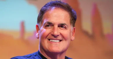 Mark Cuban predicts AI will let workers train for jobs using simulators 'like pilots and race car drivers'