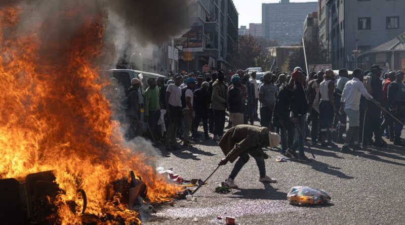 More than 900 arrested during South Africa’s antimigrant protests