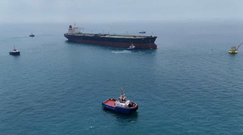 Oil Prices Jump After Renewed Strikes in Gulf Put Shipping Recovery at Risk