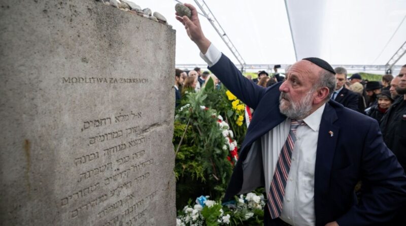 Polish nationalists protest Jewish pogrom commemoration