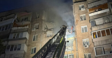 Second Russian attack on Kyiv in less than a week kills 11, wrecks apartments