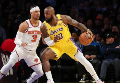 Should The New York Knicks Sign LeBron James?