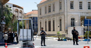 Syria says preliminary probe links Damascus bomb cell to Islamic State