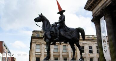 The Duke of Wellington statue outside the GoMA in Glasgow city centre.