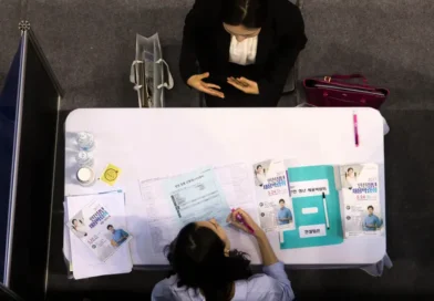 Tech firms are bringing job interviews back in person to stop AI use, RTO guru says