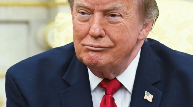 Trump backtracks on plan to toll Hormuz ships
