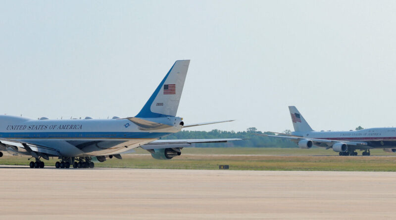 Trump unexpectedly switches back to old Air Force One, sidelining Qatari jet
