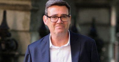 UK's likely next PM, Andy Burnham, says he wants to put more pressure on Israel