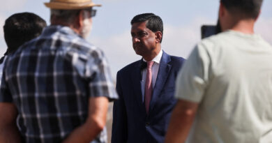 US Democrat Ro Khanna detained by Israeli settlers during West Bank visit