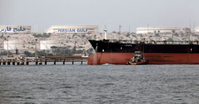 US revokes Iran oil waiver after Hormuz attacks