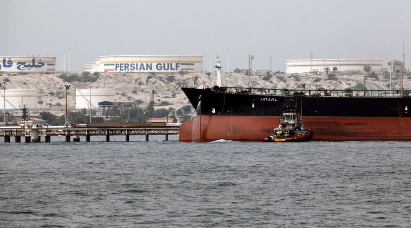 US revokes Iran oil waiver after Hormuz attacks
