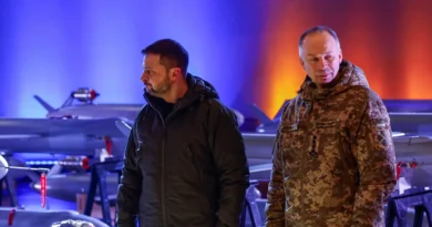 Ukraine's ousted defense minister opens up about his clashes with the top general. He says every change hit resistance.
