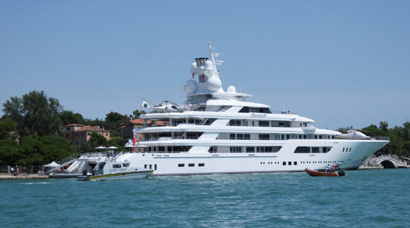 Venice braces for protests as U.S. ambassador Fertitta arrives on superyacht