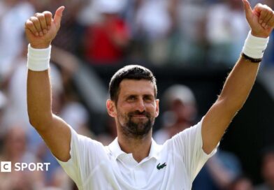 Novak Djokovic celebrates his victory over Roman Safiullin