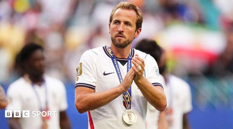 Harry Kane with his World Cup bronze medal