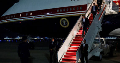 'If I go, you go, right?': Traveling on the presidential plane - without Trump