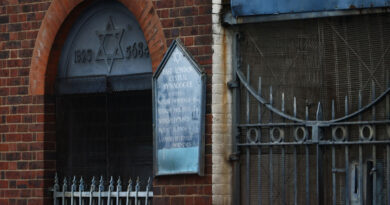 Antisemitism in UK remains near record levels, charity says