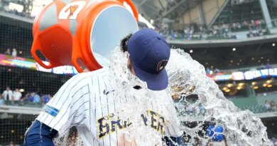Astros Acquire Brewers’ Former Shortstop Just Before Trade Deadline