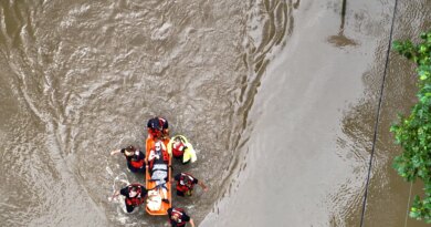 At least five reported dead amid flooding in US state of Indiana