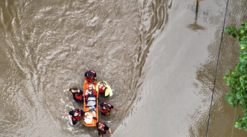 At least five reported dead amid flooding in US state of Indiana