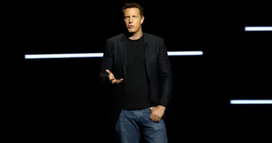 David Ellison's Paramount would owe more than $1 billion to WBD shareholders based on the March trial date a judge set