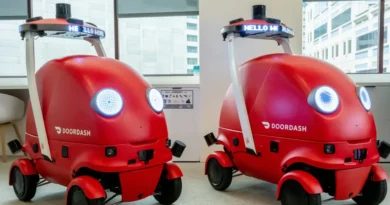 DoorDash is still ironing out Dot delivery robot kinks, from charging to pickups