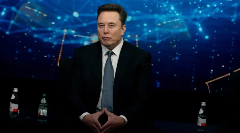 Elon Musk renews his battle with Delta after it snubbed Starlink for Jeff Bezos' Amazon Leo