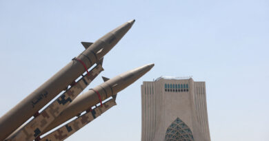 Exclusive-Iran threatens to hit Gulf states if US launches new strikes