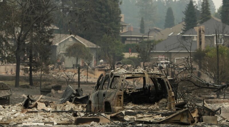 Fires in Spokane, Washington, burn 600 structures, force 60,000 evacuations