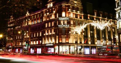 Frasers Buys Harvey Nichols, Faces One Of Toughest Revivals In Luxury