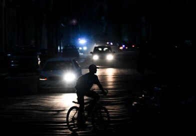 Grid failure plunges Cuba into nationwide blackout