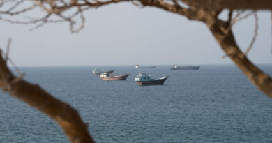 Hormuz crossings rise slightly from weekend, remain in single digits, data shows
